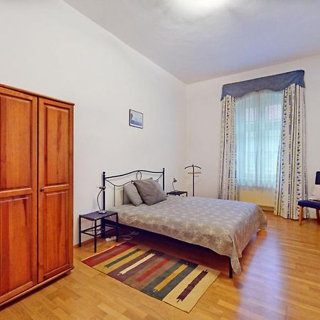 Central Apartmany Biela Street Bratislava Dış mekan fotoğraf