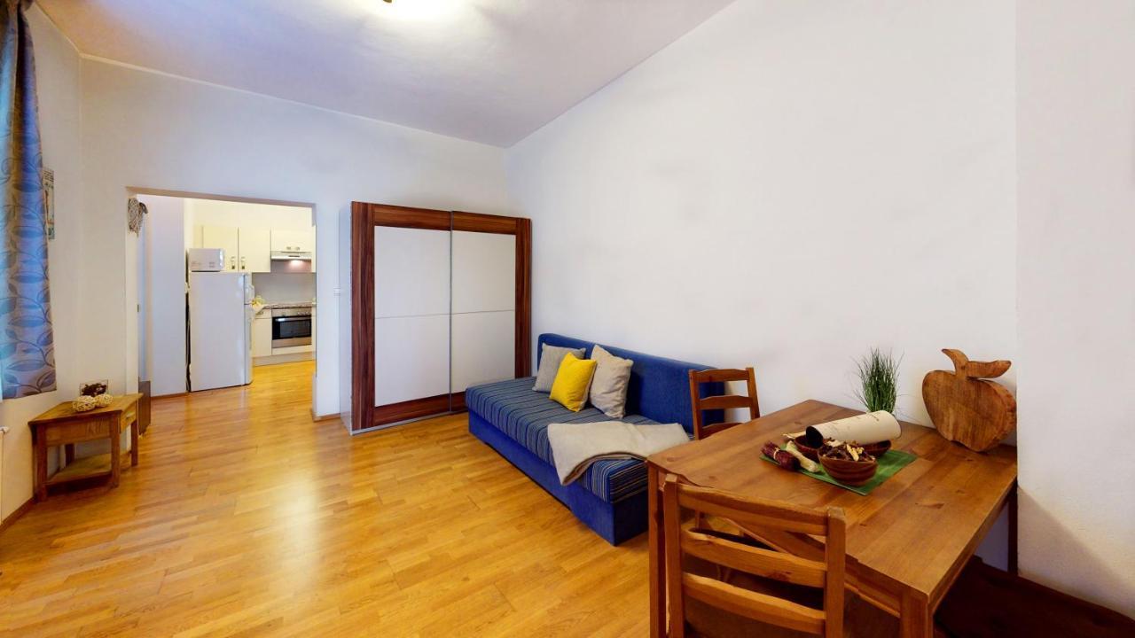 Central Apartmany Biela Street Bratislava Dış mekan fotoğraf