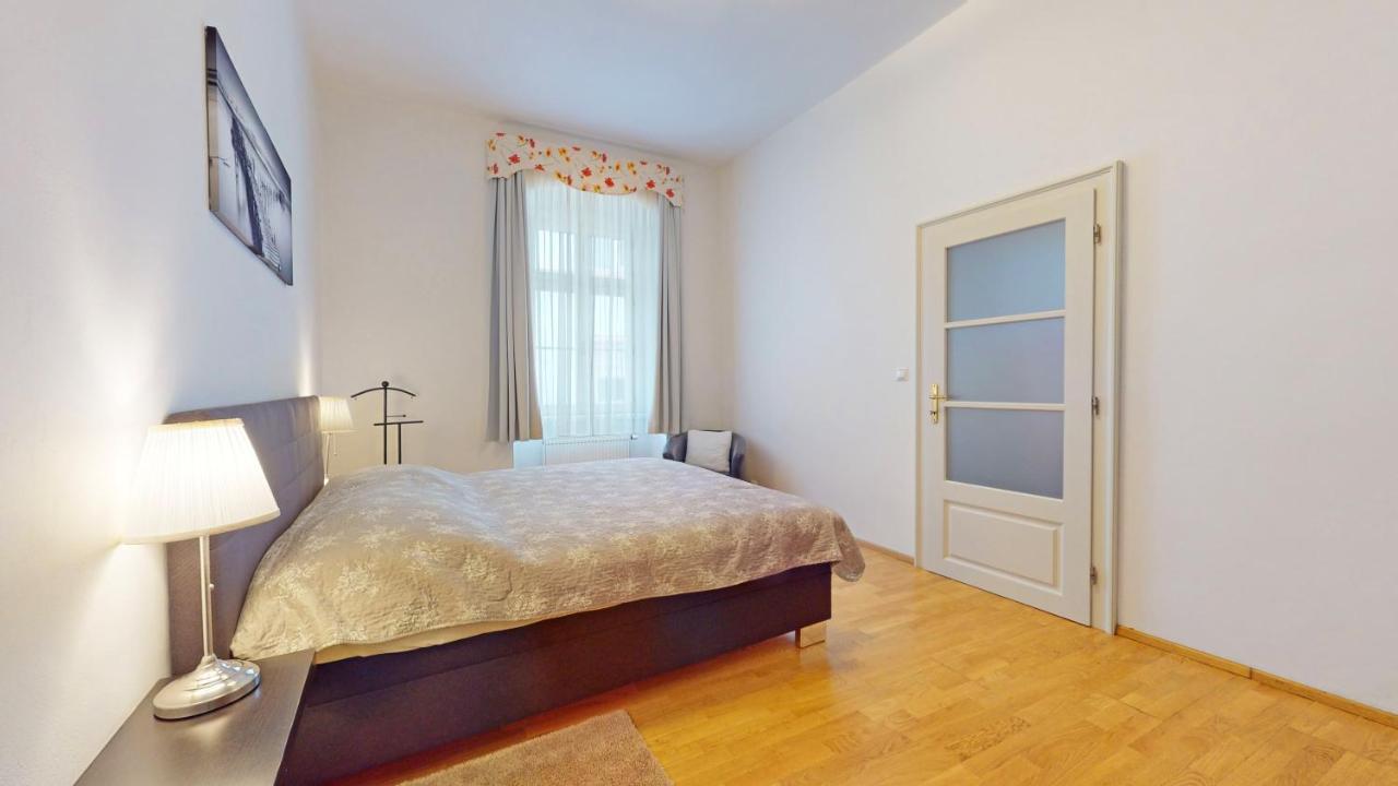 Central Apartmany Biela Street Bratislava Dış mekan fotoğraf