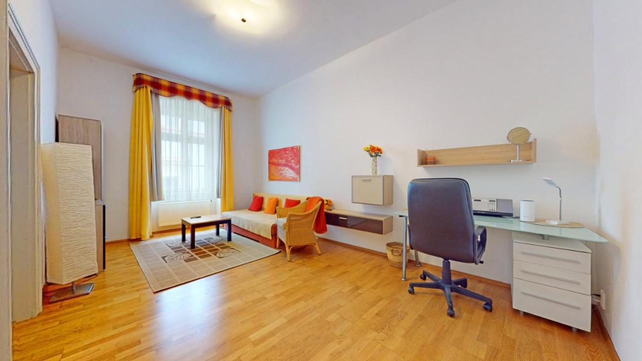 Central Apartmany Biela Street Bratislava Dış mekan fotoğraf