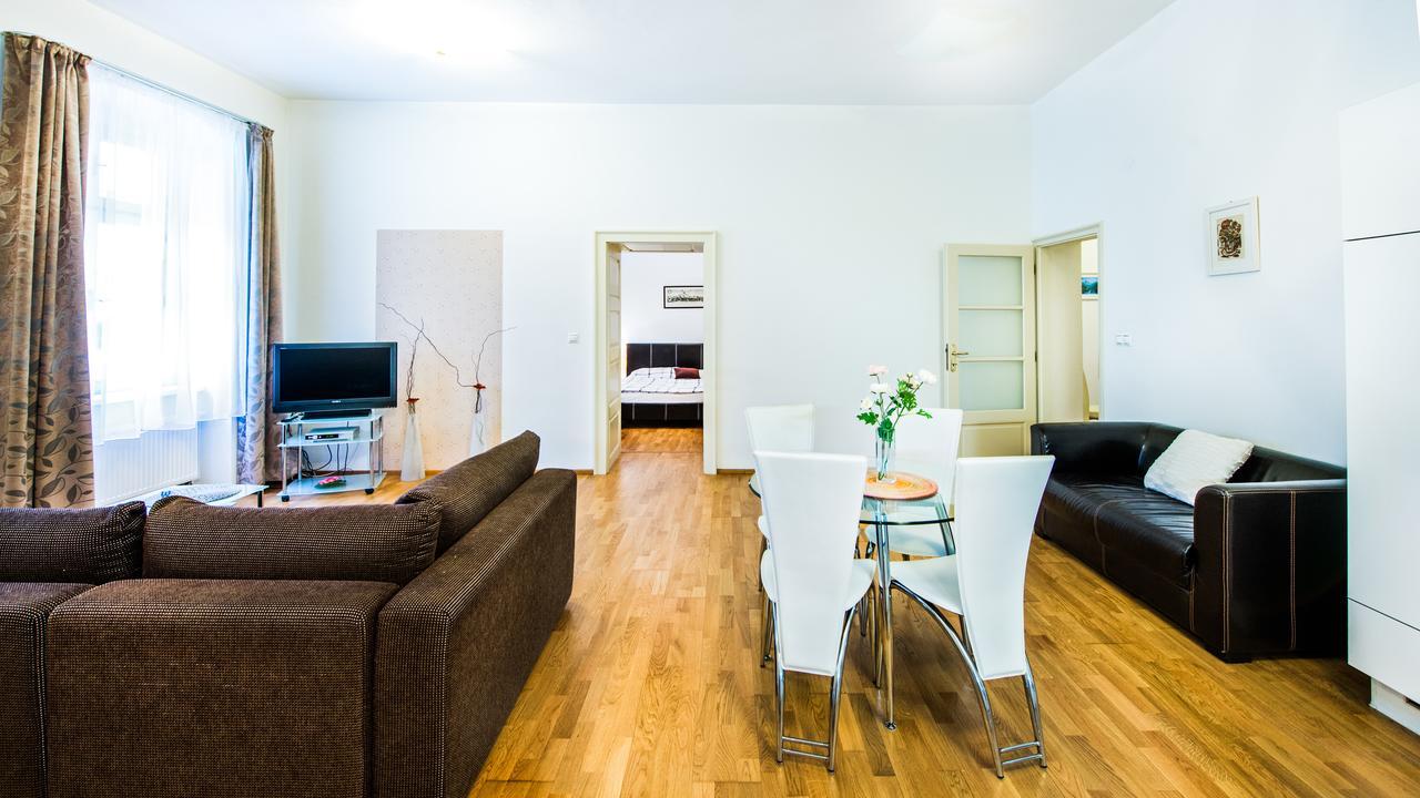 Central Apartmany Biela Street Bratislava Dış mekan fotoğraf