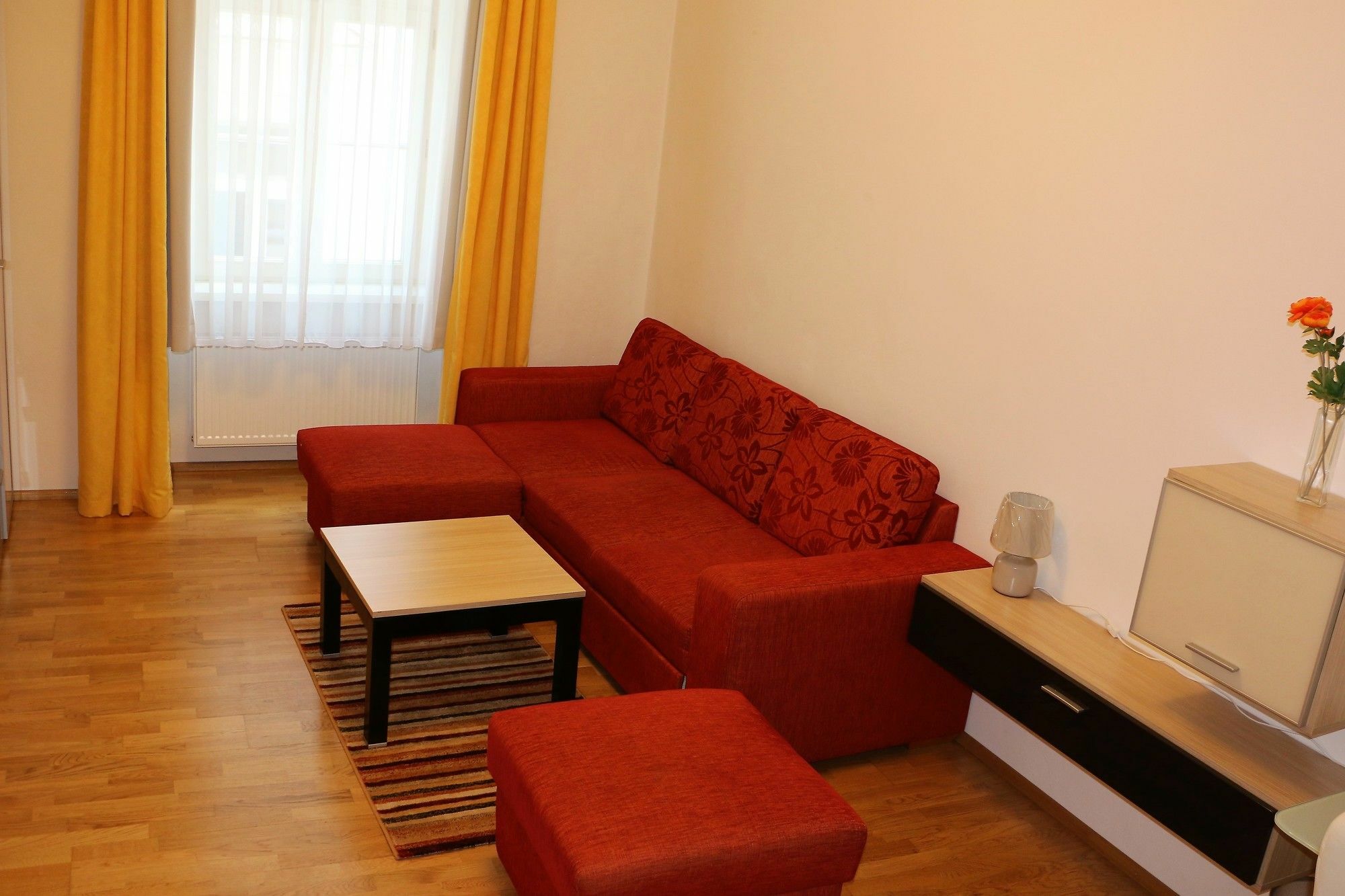 Central Apartmany Biela Street Bratislava Dış mekan fotoğraf